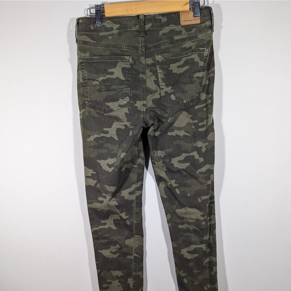 American Eagle Camo Hi-Rise Jegging Crop Next Level Stretch Women's Size 8 - Picture 2 of 7
